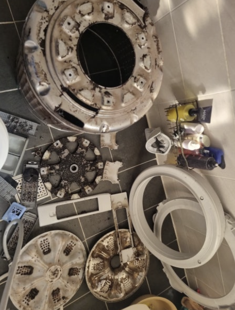 경주 세탁기청소 부품 전체 오염